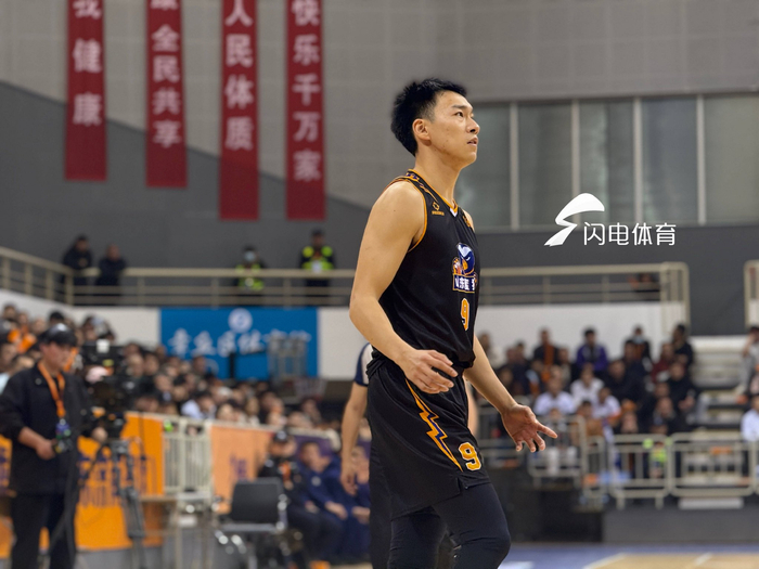 山东蜜獾常规赛收官战惜败合肥狂风 锁定季后赛