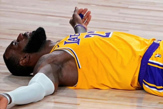 詹姆斯缺阵湖人战绩飙升，东契奇与里弗斯爆发