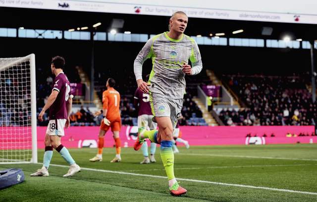 哈兰德破门助曼城客场取胜登顶英超