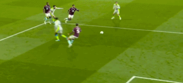 哈兰德破门助曼城客场取胜登顶英超